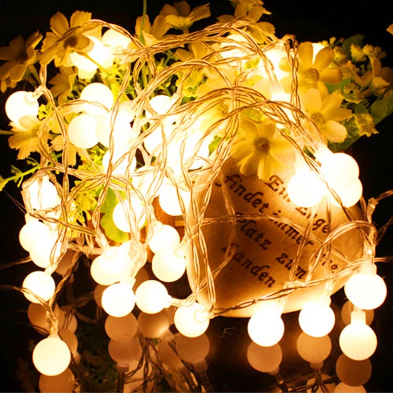 Fitas de Luz LED em Bola - 10m - Alimentação USB/Pilhas - Luzes Decorativas para Casamentos, Jardim e Decoração de Natal